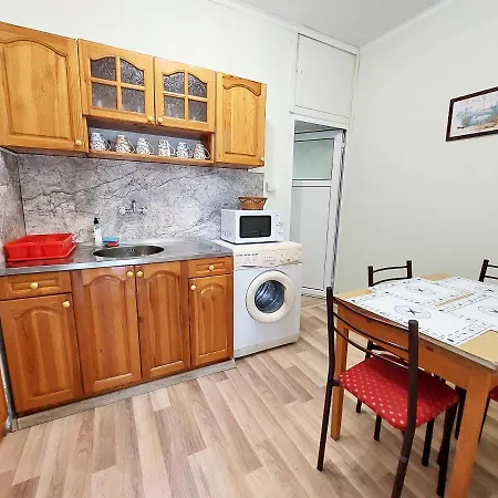 за гости, ж.к. зорница , бл.9 * Burgas